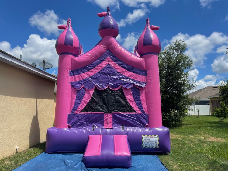 CIRCUS GIRL CASTLE